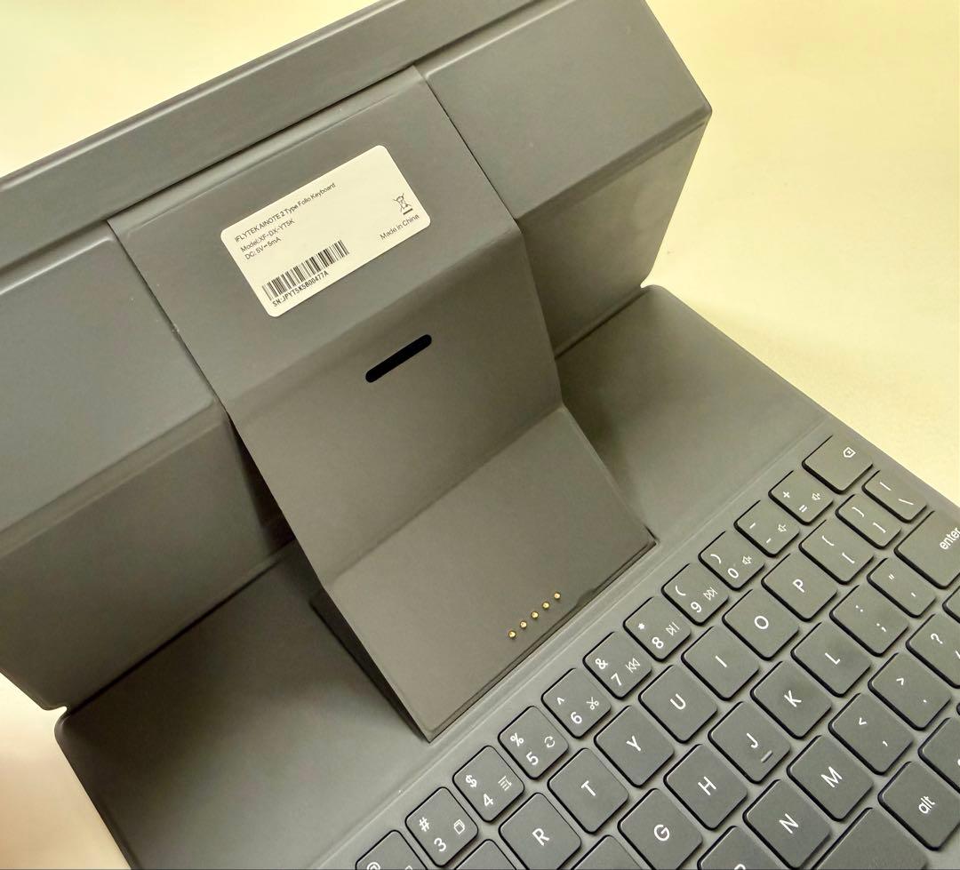 iFLYTEK AINOTE2の専用キーボードケース