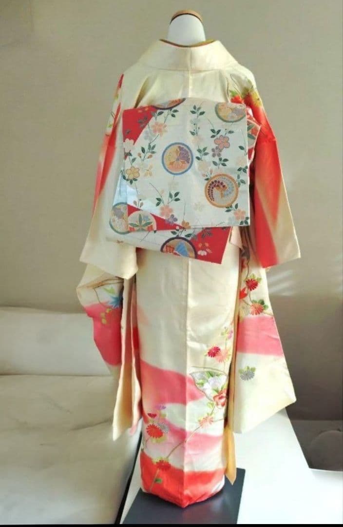 軽微な難あり☆振袖単品　優美に蝶花　正絹　身丈163cm　クリームイエロー