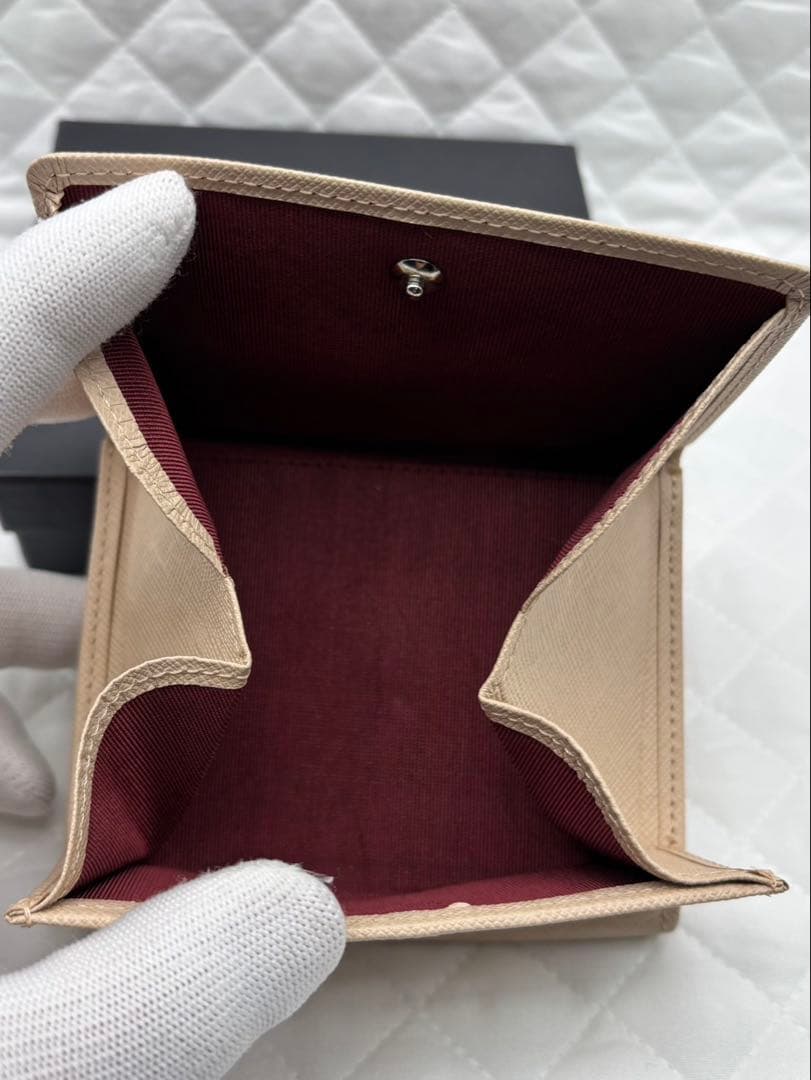 極美品　BURBERRY バーバリー　三つ折り財布　YT4608 箱付き