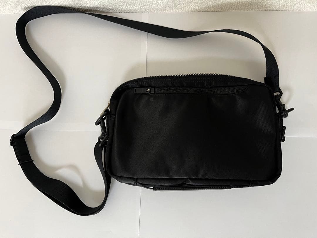 ポーター　リフト　ショルダーバッグ　黒　PORTER