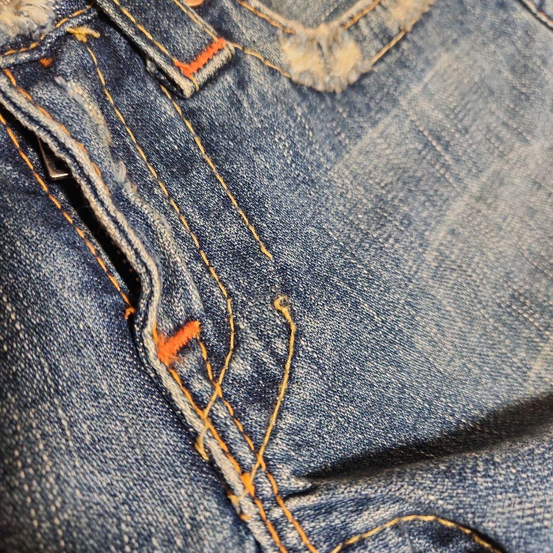 TRUE RELIGION トゥルーレリジョン フレアデニム ダメージ 24