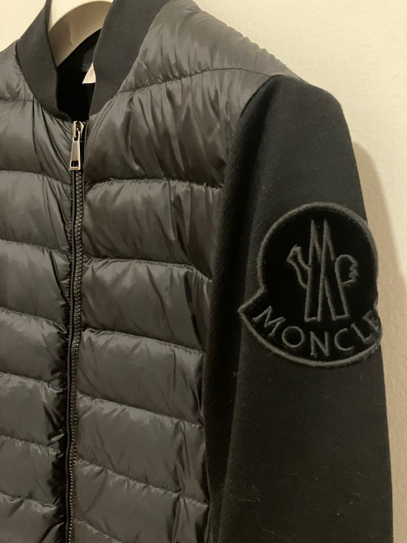 Moncler モンクレール　ダウンとスウェット生地のカーディガン