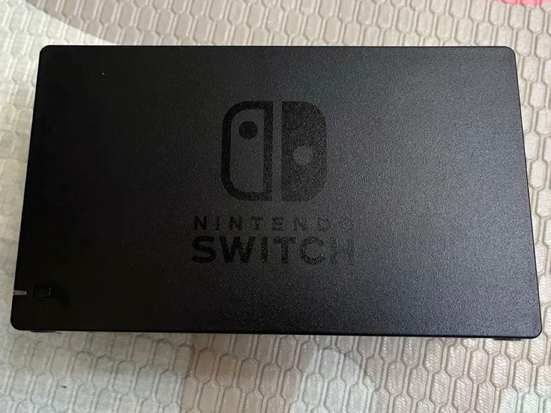 大幅値下げNintendo Switch 本体 ネオンレッド/ネオンブルー