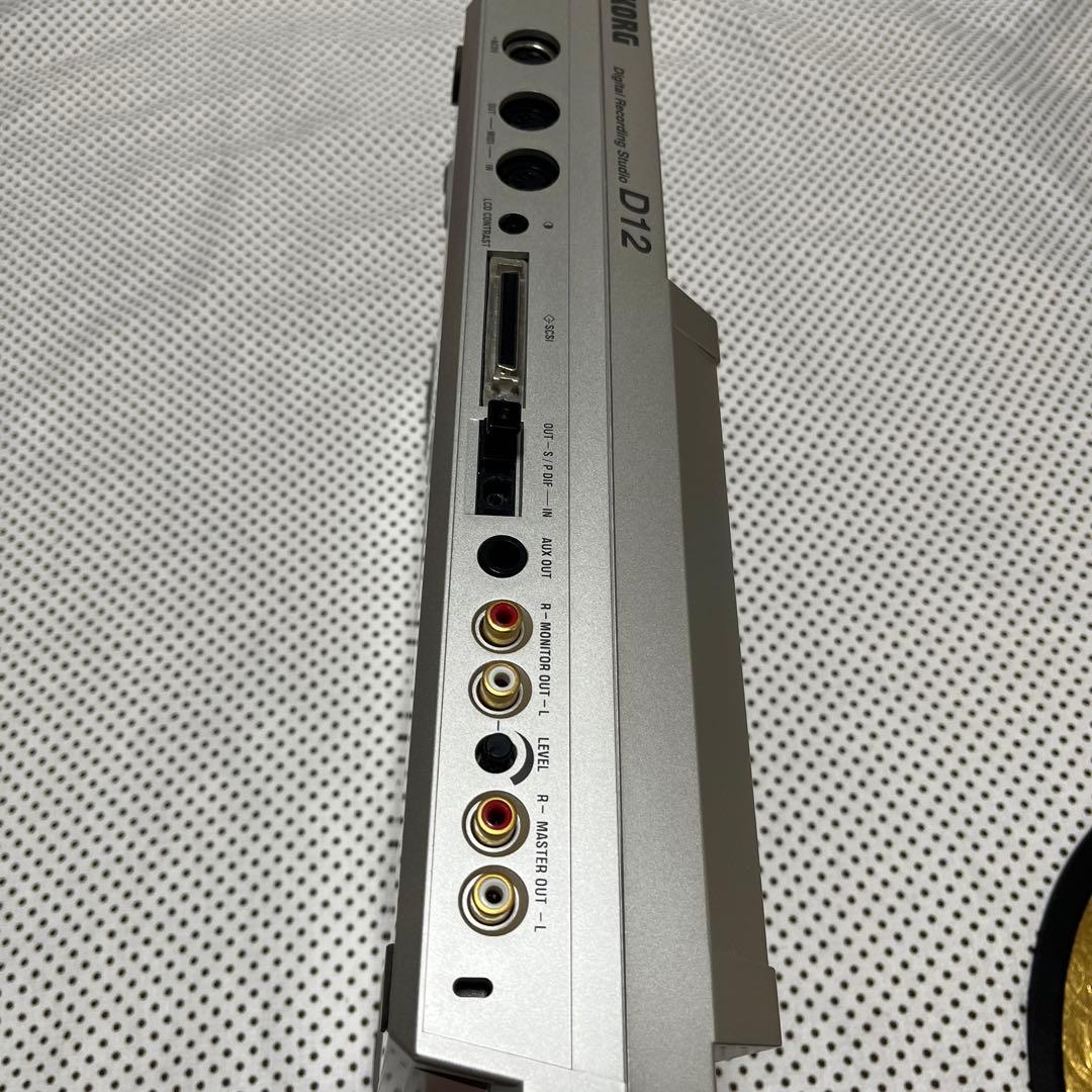 KORG D12 マルチトラックレコーダー