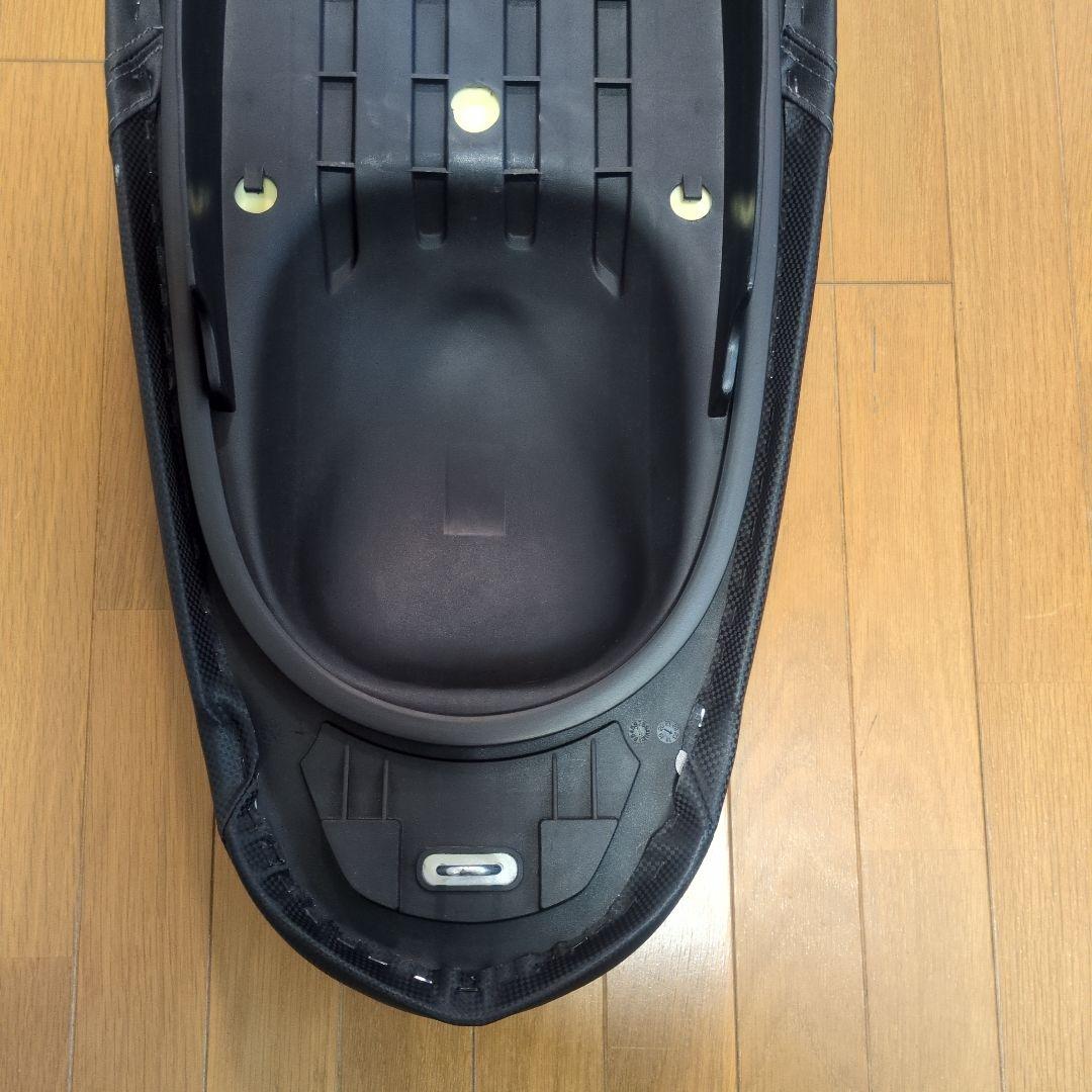 SG52J マジェスティS 純正シート 美品
