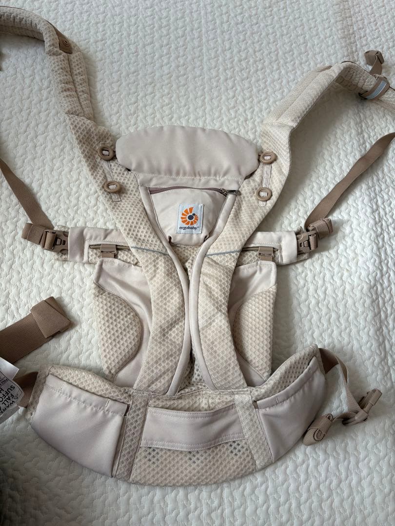 ergobaby OMNI breeze ナチュラルベージュ
