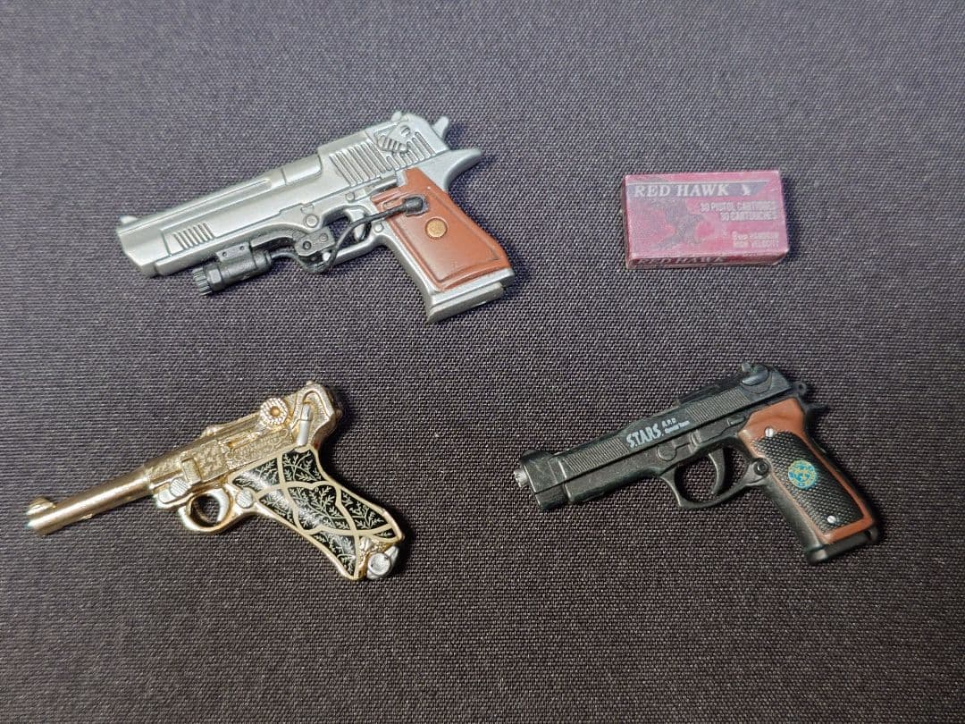 1/6サイズ バイオハザードっぽい武器セット 中古