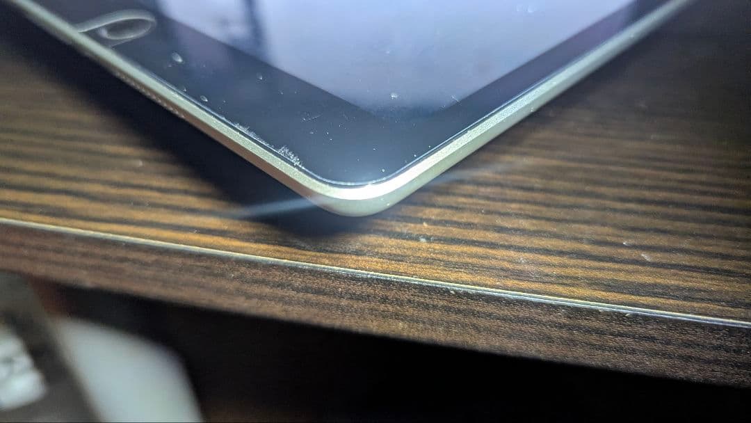 iPad 第9世代 64GB 目だった傷なし 中古品