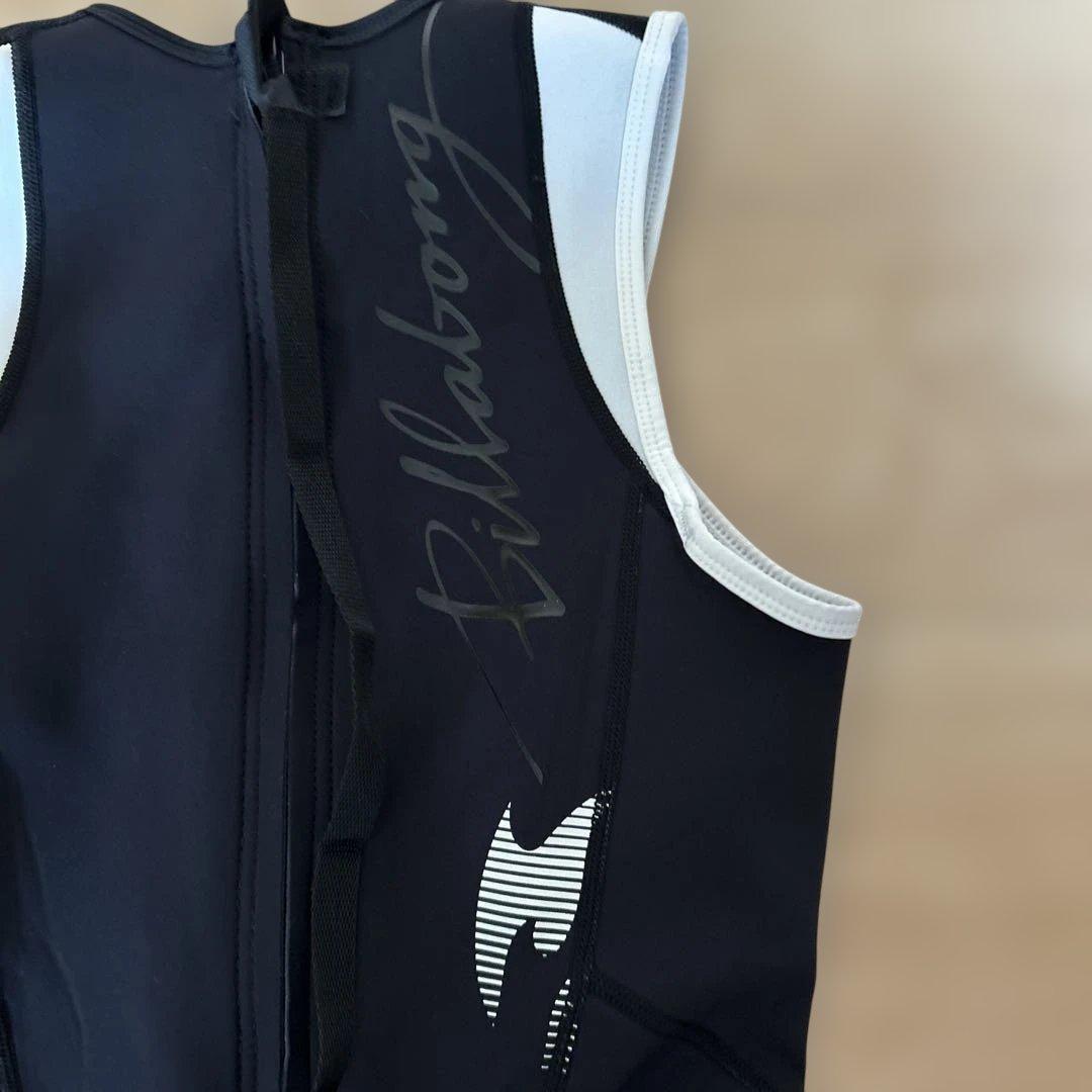 Billabong Equator 1mm ショートジョン　レディース8