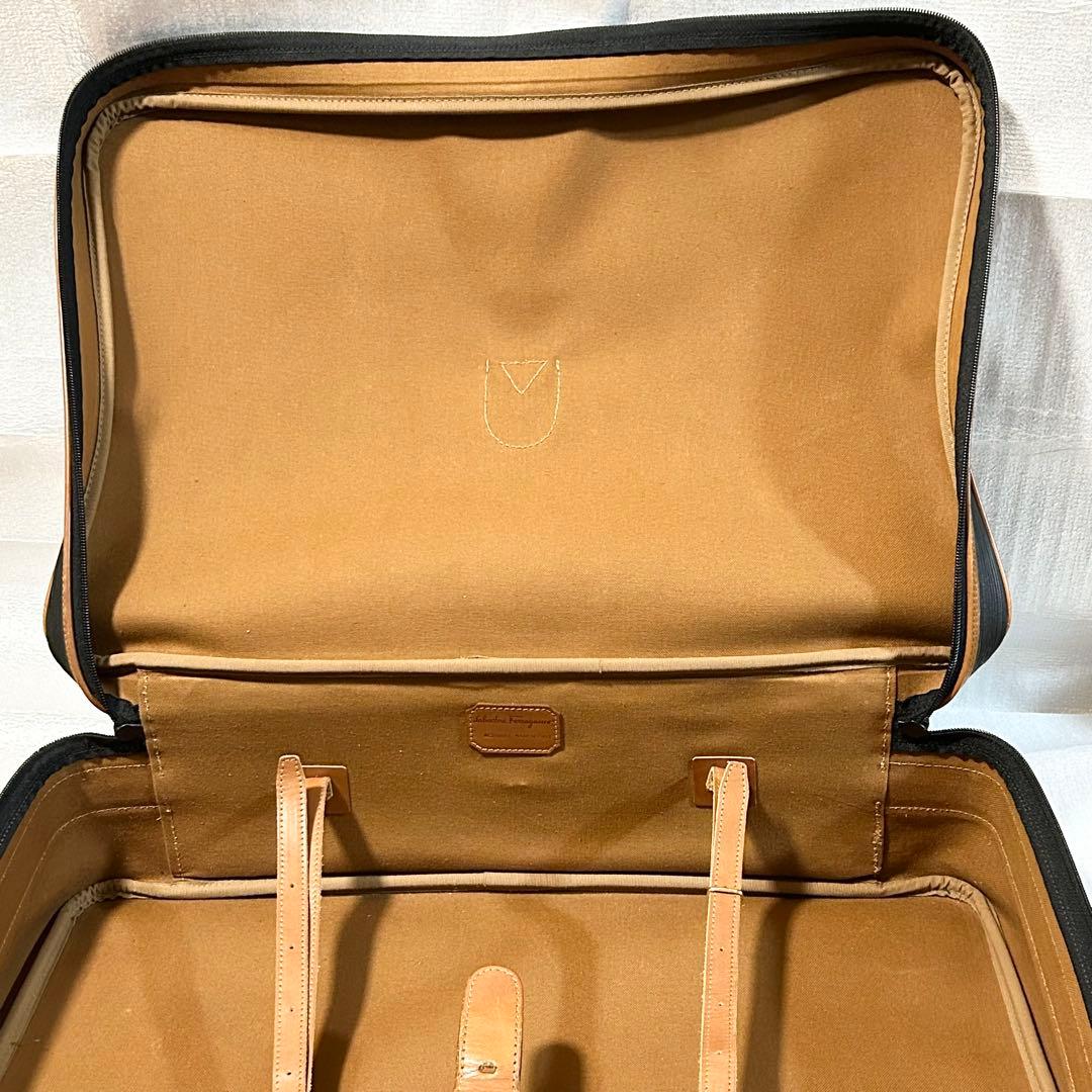 美品 フェラガモ PVC レザー トランクケース トラベルバッグ 旅行鞄