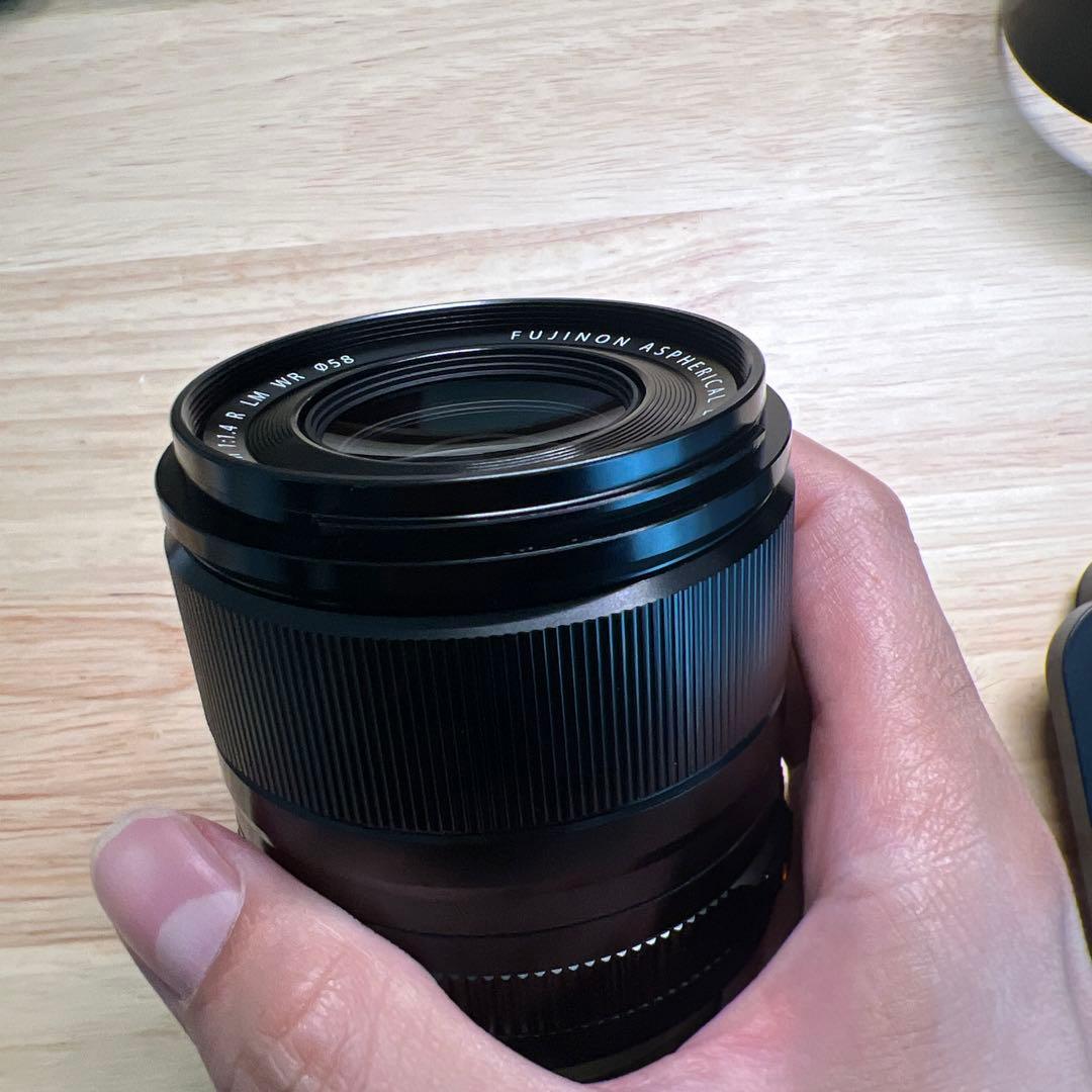 【超美品】FUJINON XF33mmF1.4 R LM WR (箱付き)