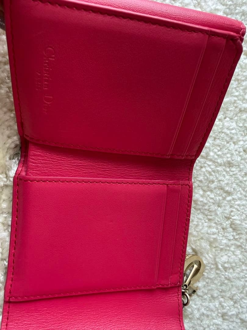 ふ*読様 Christian Dior ピンク 三つ折り財布
