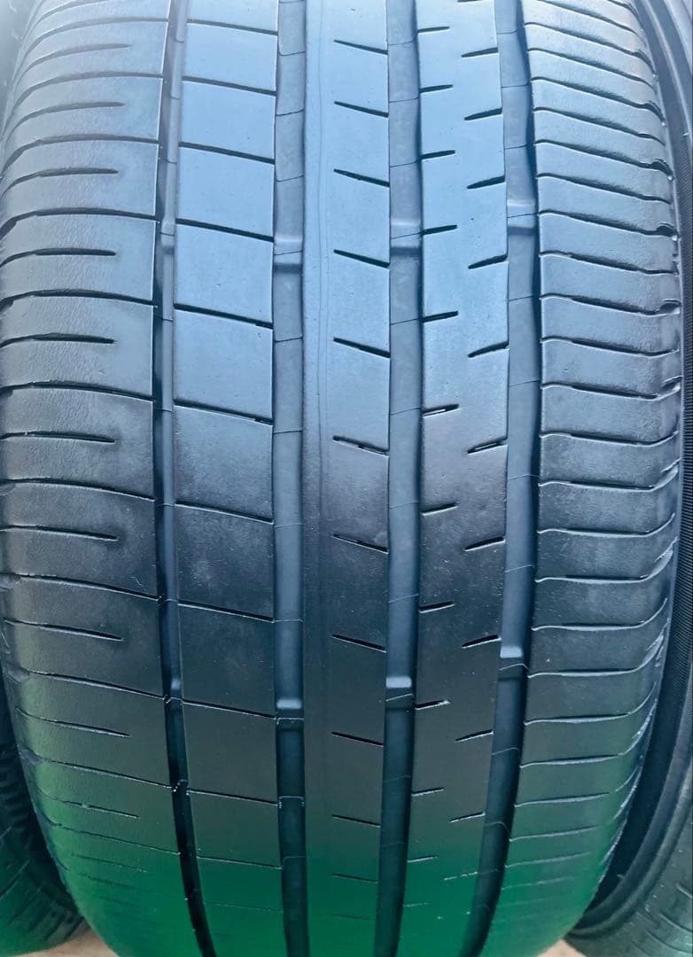 215/50R17、DUNLOP. VEURO.LE MANS 5ラジアルタイヤ