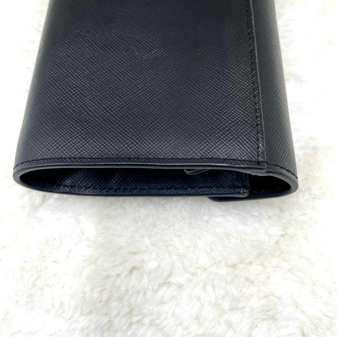 美品 マルニ MARNI 3つ折り 財布 フラップスクエアウォレット ブラック