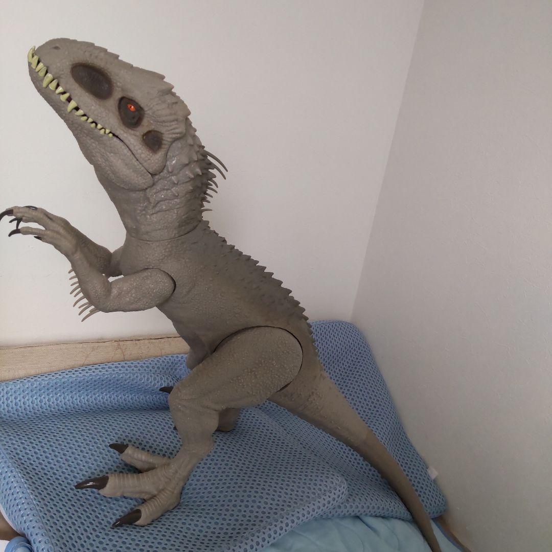 ジュラシック・ワールド　スーパービッグ！インドミナスレックス94cm!
