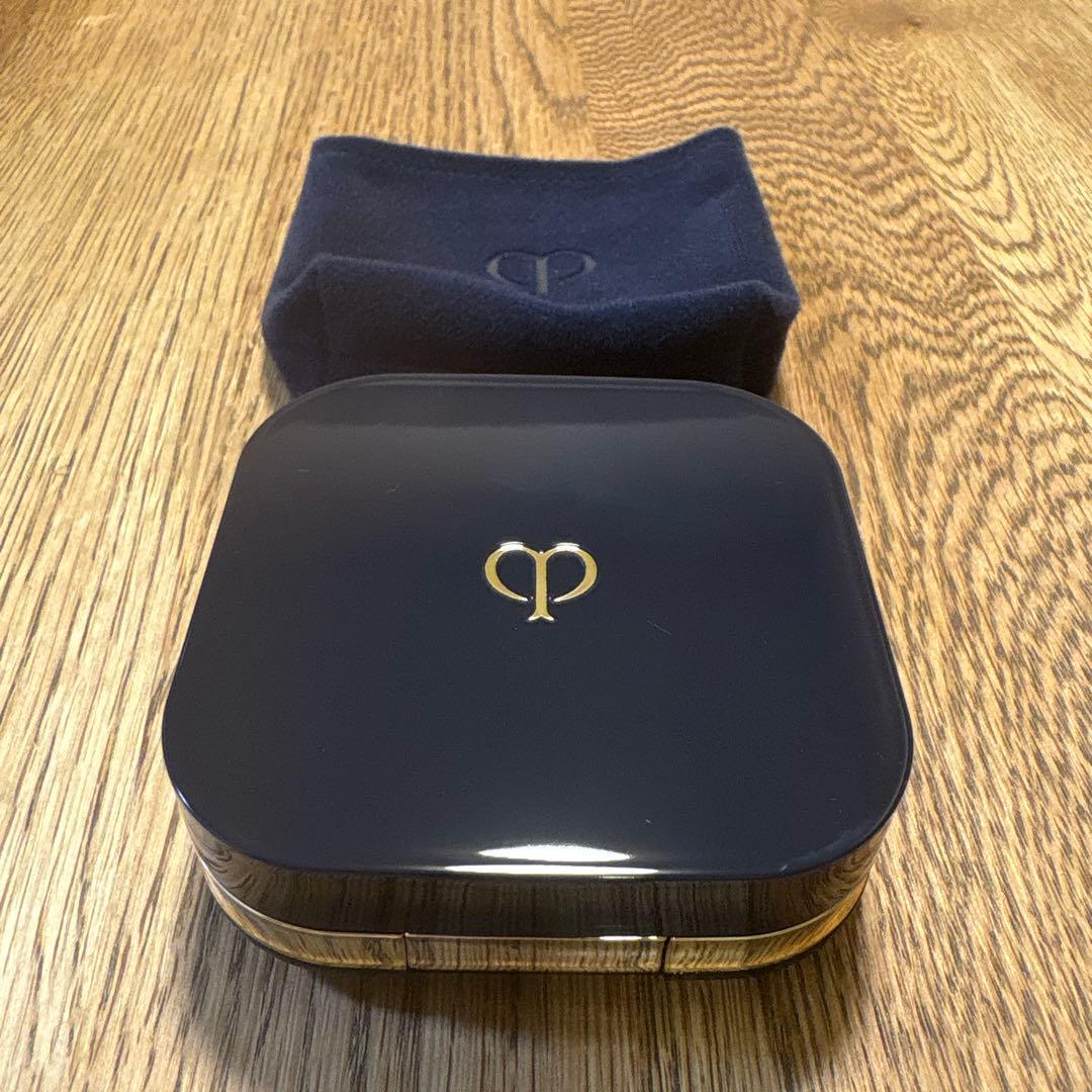 clé de peau クッションファンデーション ナチュラル 14g
