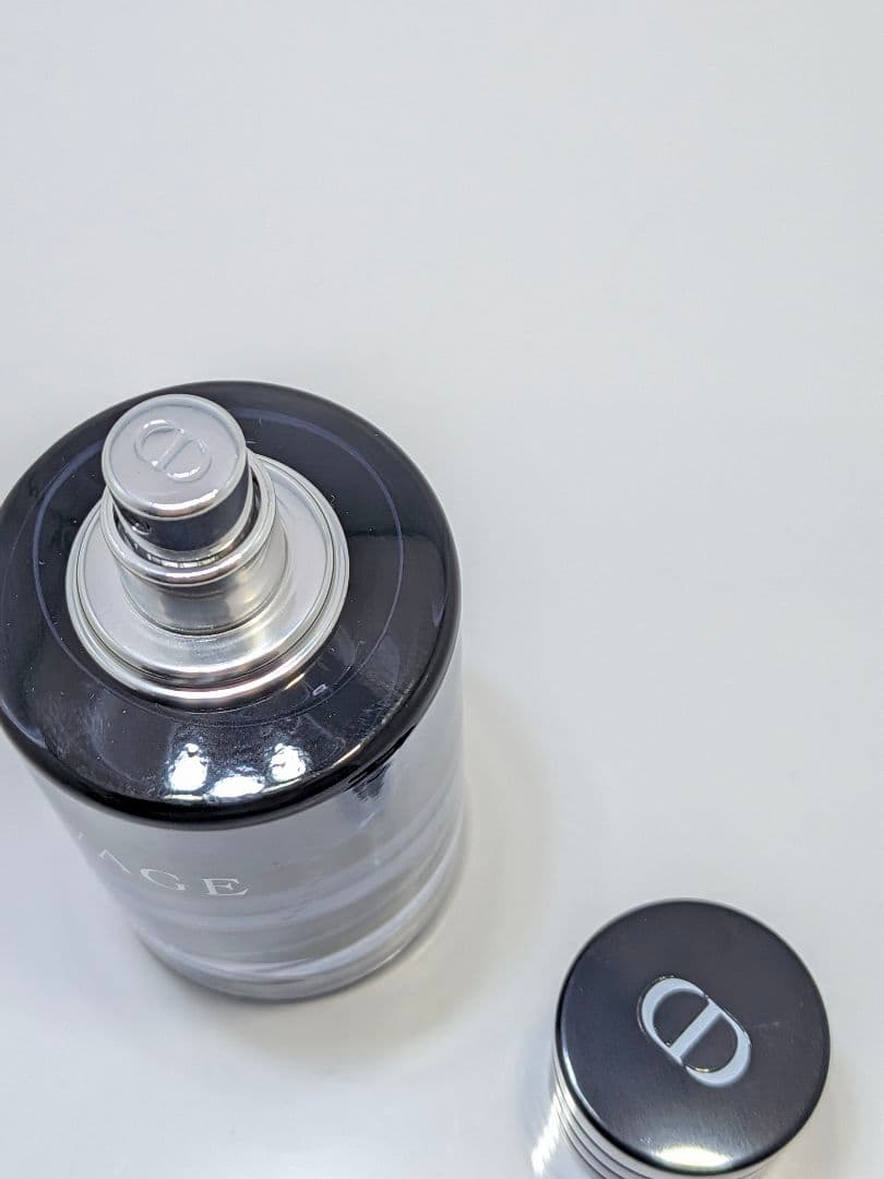 未使用品　ディオール ソヴァージュ EDT 60ml 箱付き　ギフトボックス付