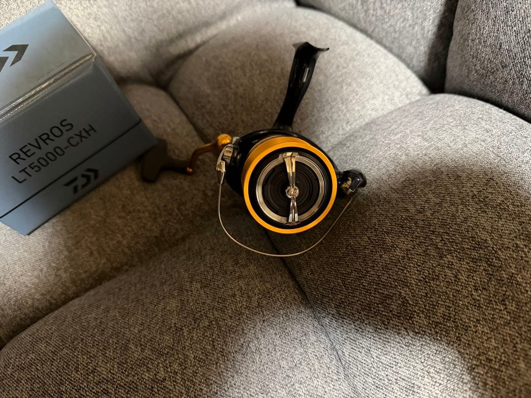 Daiwa REVROS LT5000-CXH スピニングリール