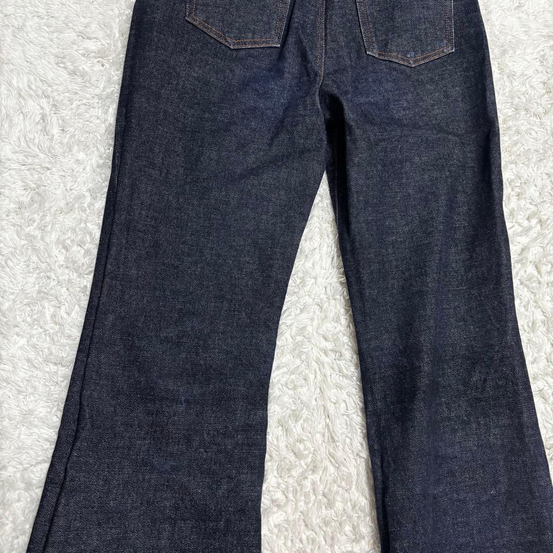 美品 マウジー MVSFLAREフレアデニムパンツ W26濃紺 010EAA12