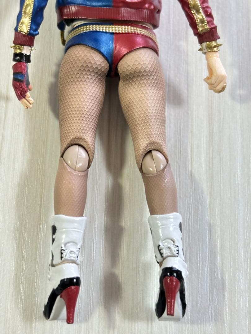 S.H.Figuarts ハーレイクイン フィギュアーツ スーサイドスクワッド