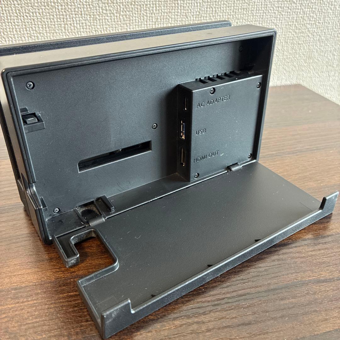 Nintendo Switch本体　ケース付き　sdカード付き