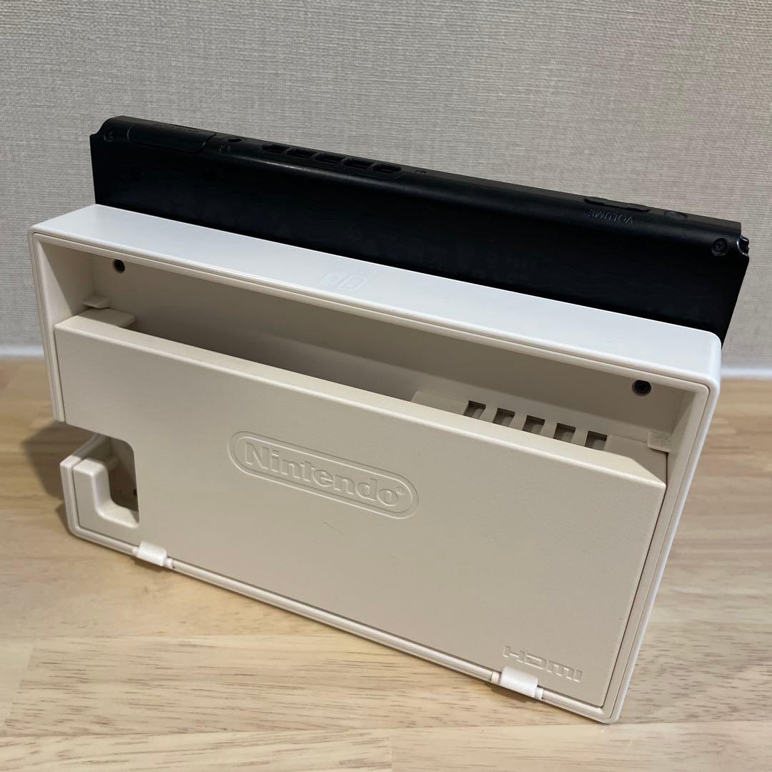 【美品】Nintendo Switch どうぶつの森デザイン 本体&充電ドック