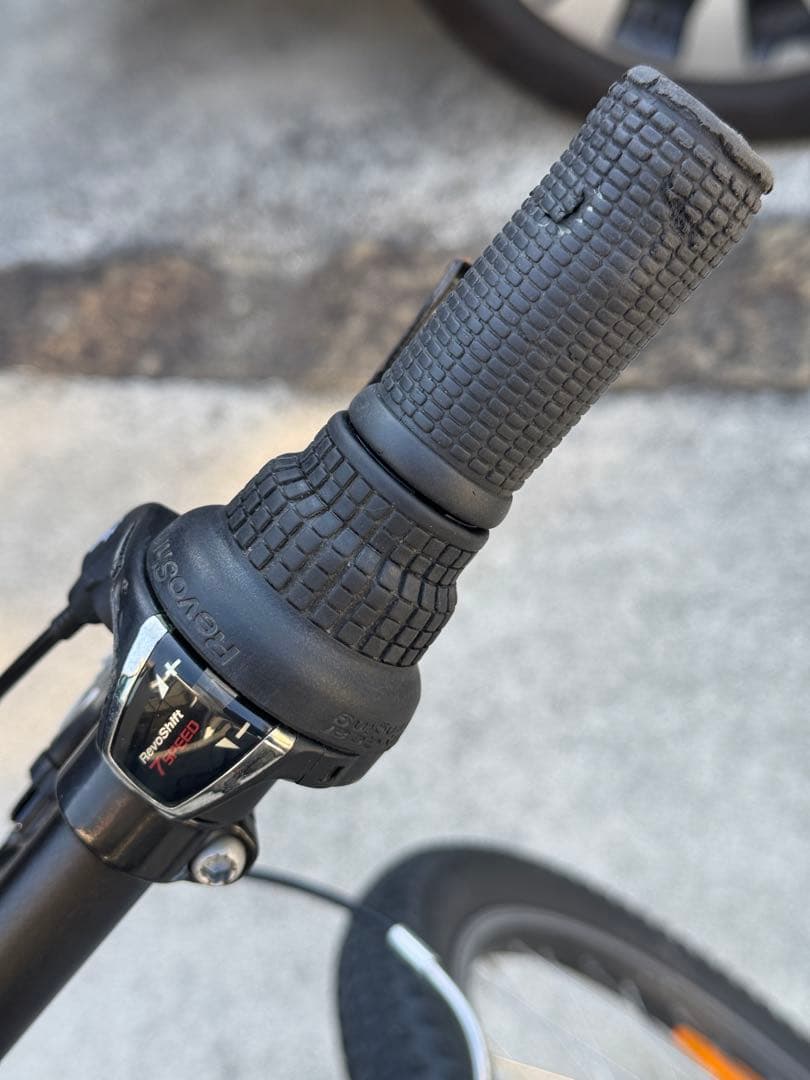 自転車本体 specialized hotrock20