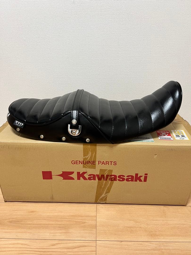 z900rs カワグチシート　川口シート　変形タックロール　中古