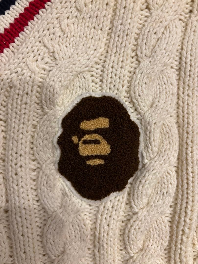 アベイシングエイプ/A BATHING APE Vネック ニットセーター