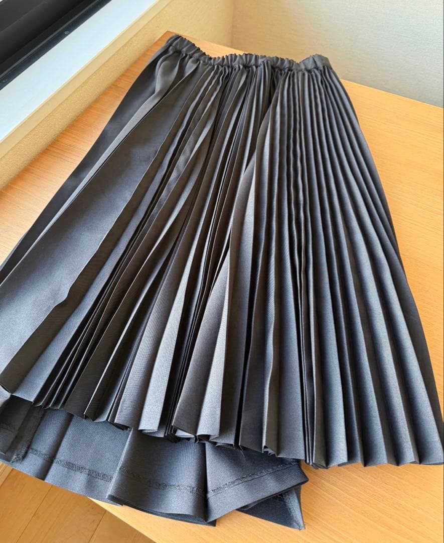 【美品】プリーツスカート【BLACK】