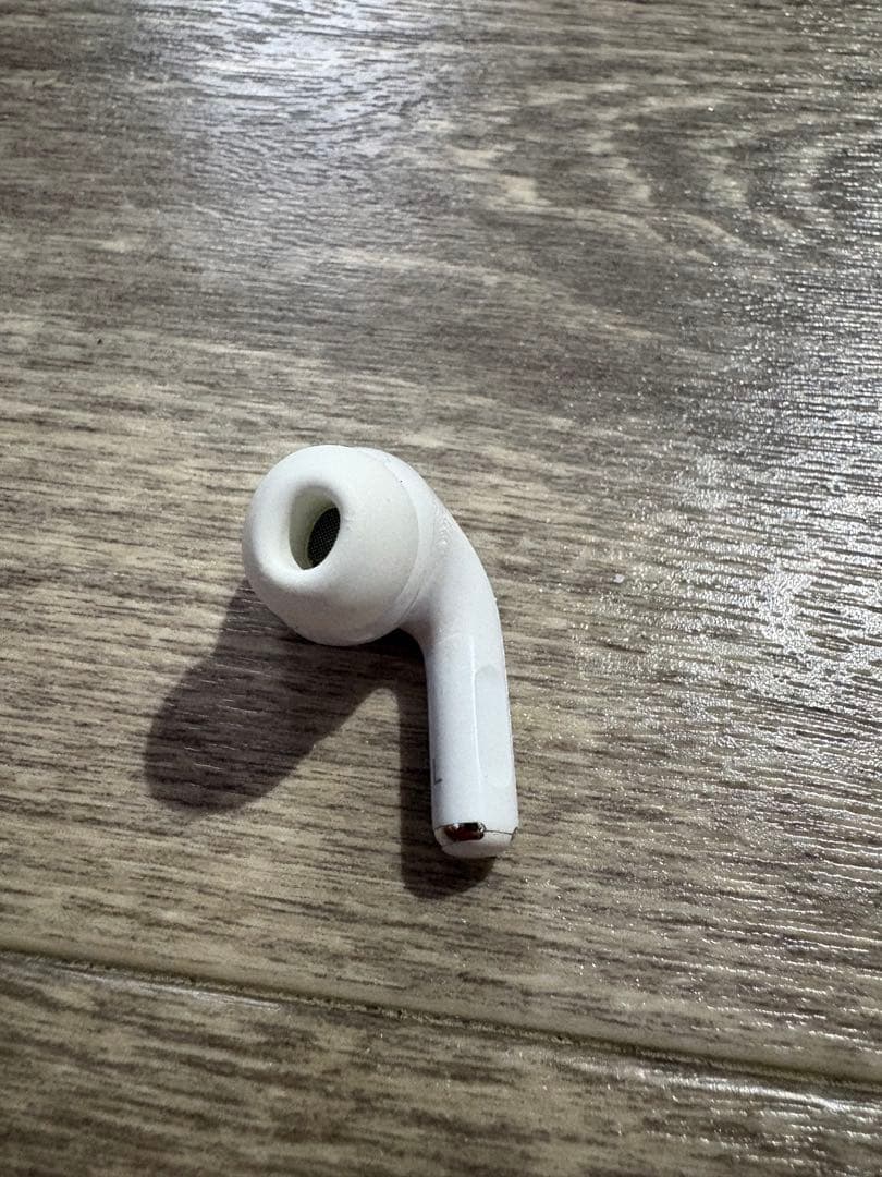 AirPods Pro2 本体 片耳 充電ケース付き ホワイト