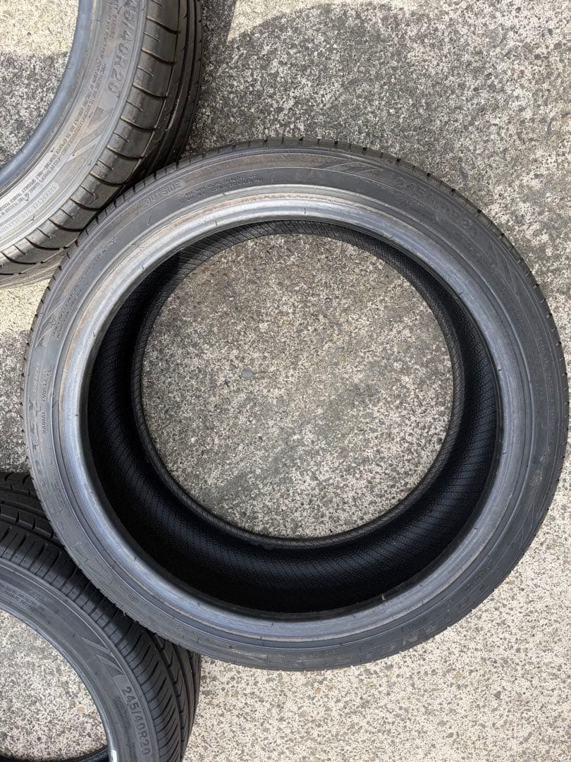 245/40r20タイヤ4本！！