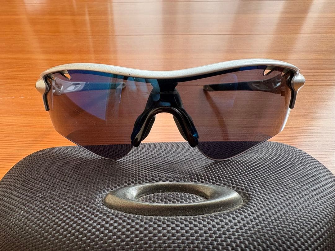 Oakley サングラス レーダーロック パス