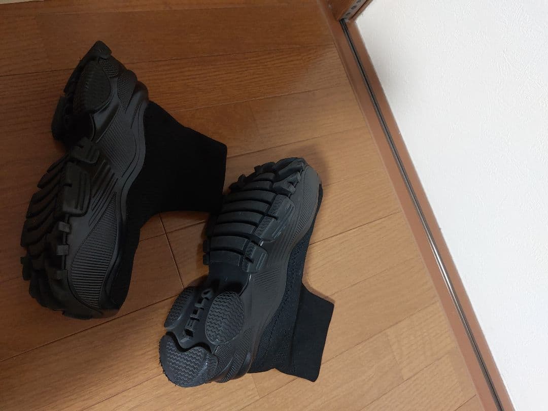 完売品★YELLO★BLACK WHALE SHORT BOOTS★Mサイズ