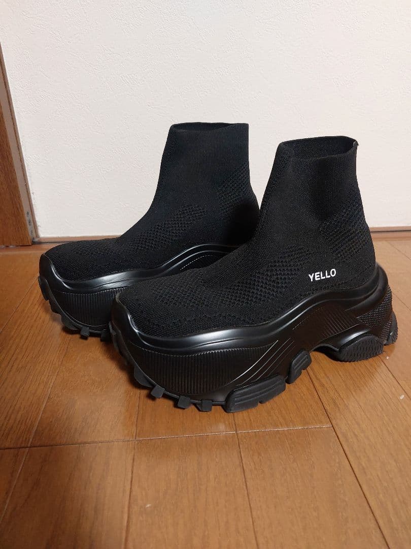 完売品★YELLO★BLACK WHALE SHORT BOOTS★Mサイズ