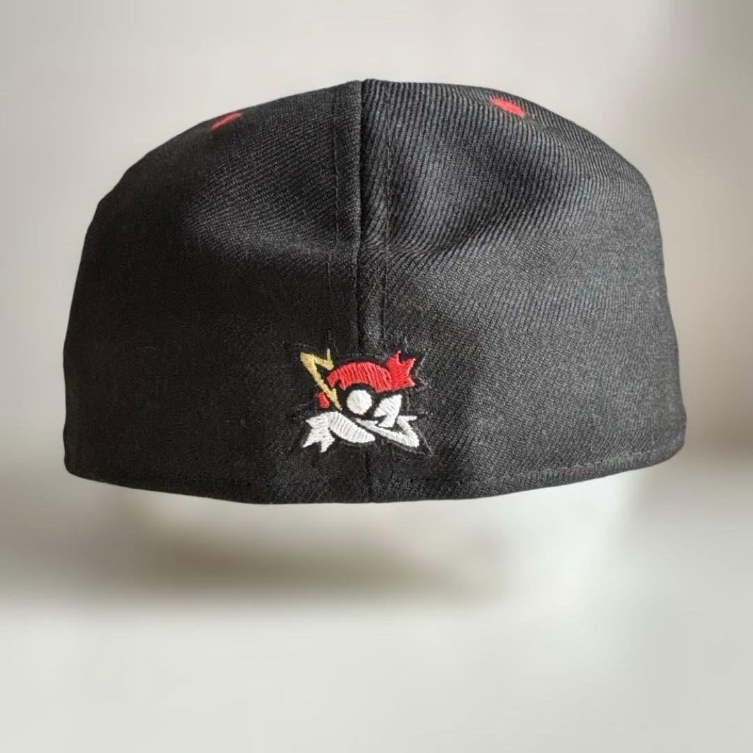 【美品】ニューエラ　59FIFTYキャップ　ポケセン限定　リザードン　59.6