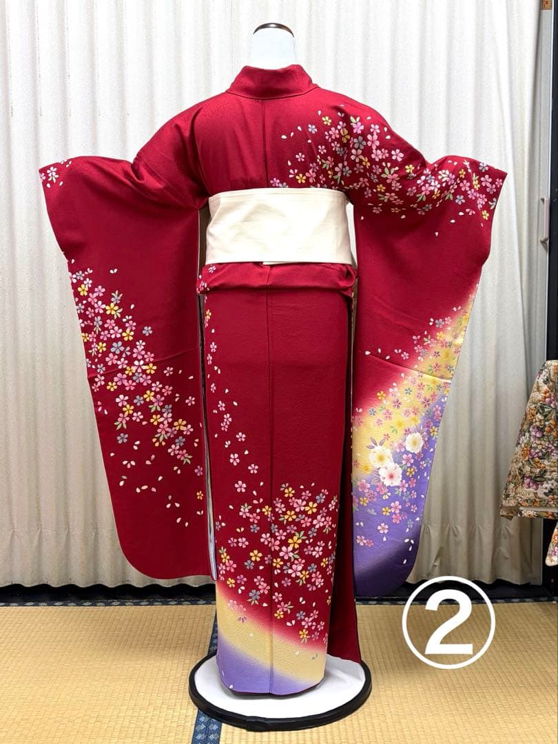 正絹振袖 グラデーション赤色花柄