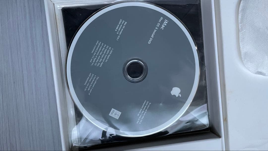 Apple 純正 ワイヤレスキーボード •マジックマウス •DVDセット 美品