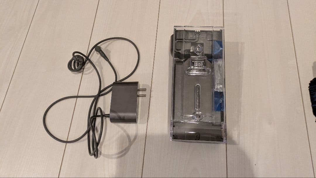 価格見直し Dyson V10 fluffy アタッチメント多数 中古品