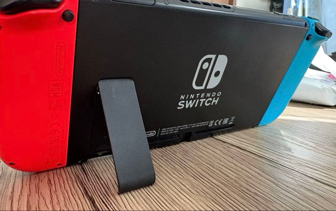 【動作確認&初期化済み】やや訳ありNintendo Switch 箱付属品付き