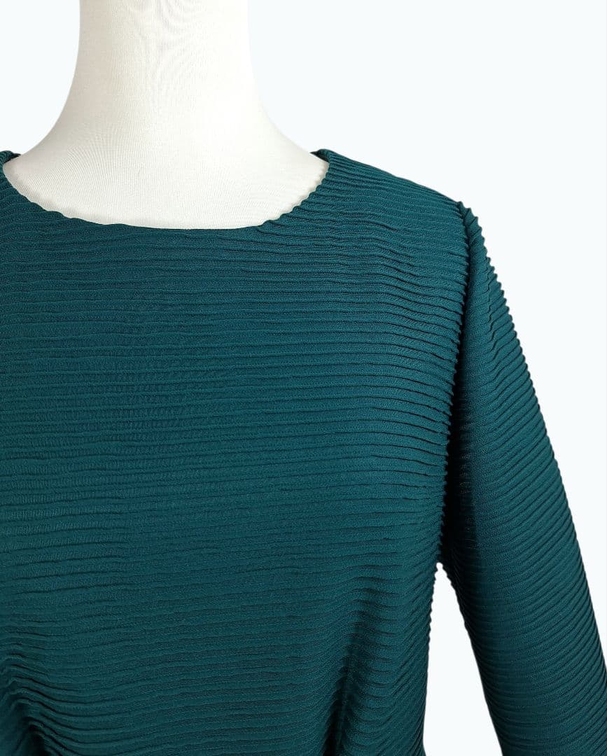 美品 Leilian プリーツデザインワンピース