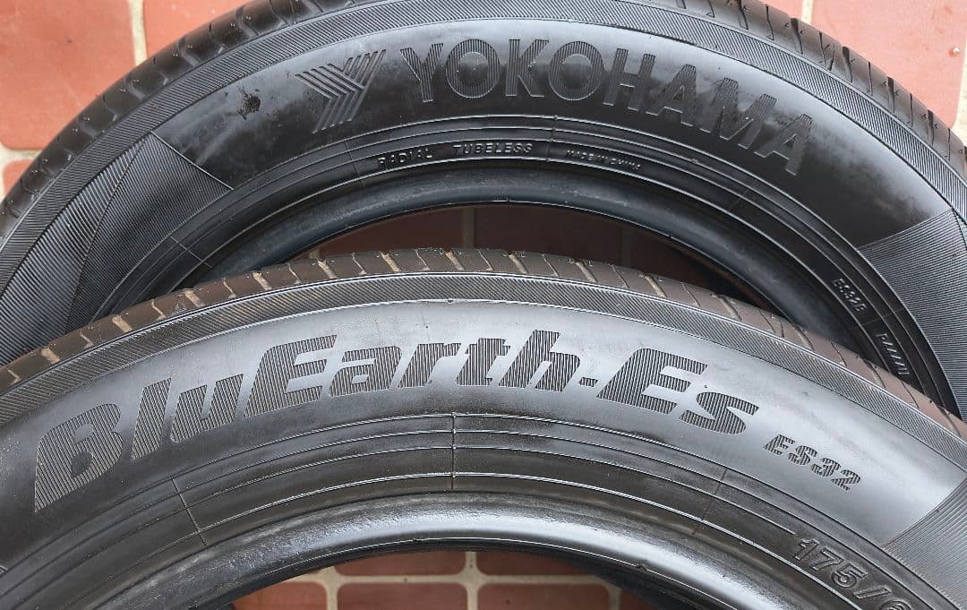 YOKOHAMA BluEarth-ES32 　175/65R 15 ２本