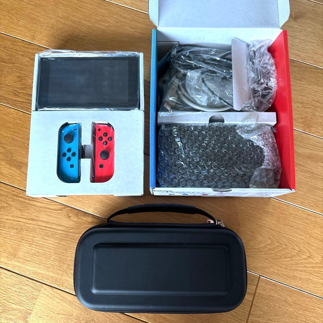 【持ち運びケース付】Nintendo Switch 本体