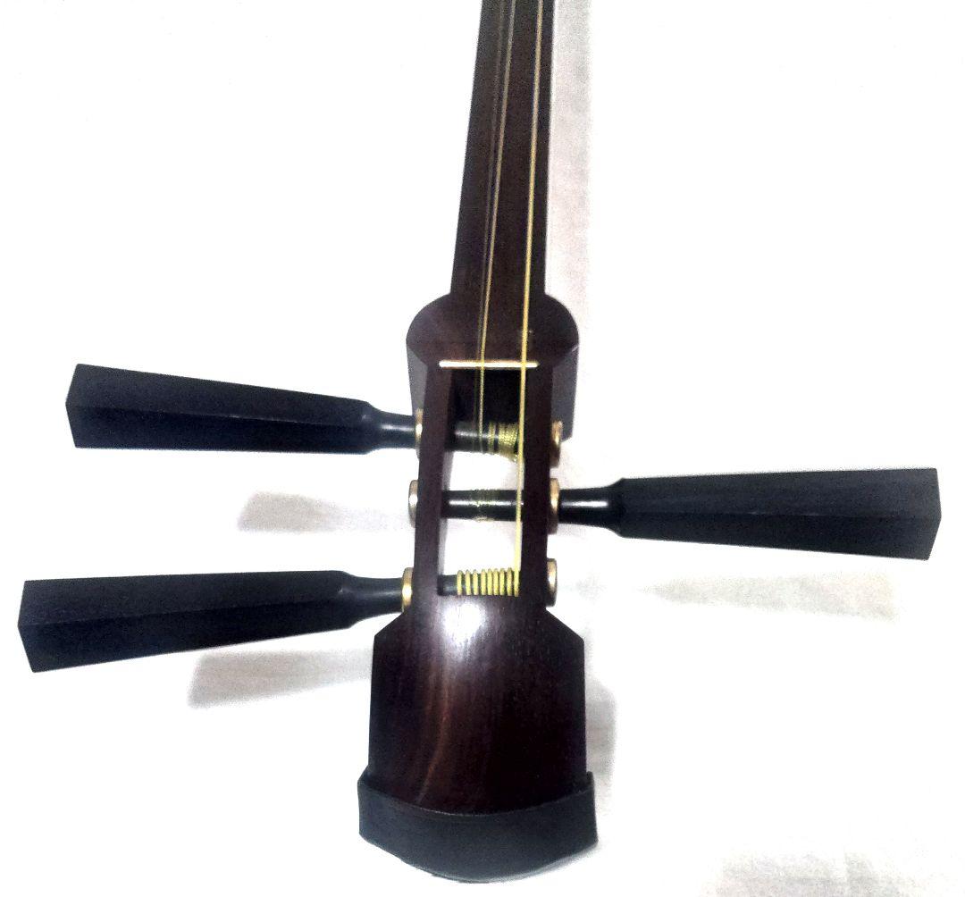 三味線 津軽三味線　正寸　太棹　東さわり　ハードケース付【皮破れ】