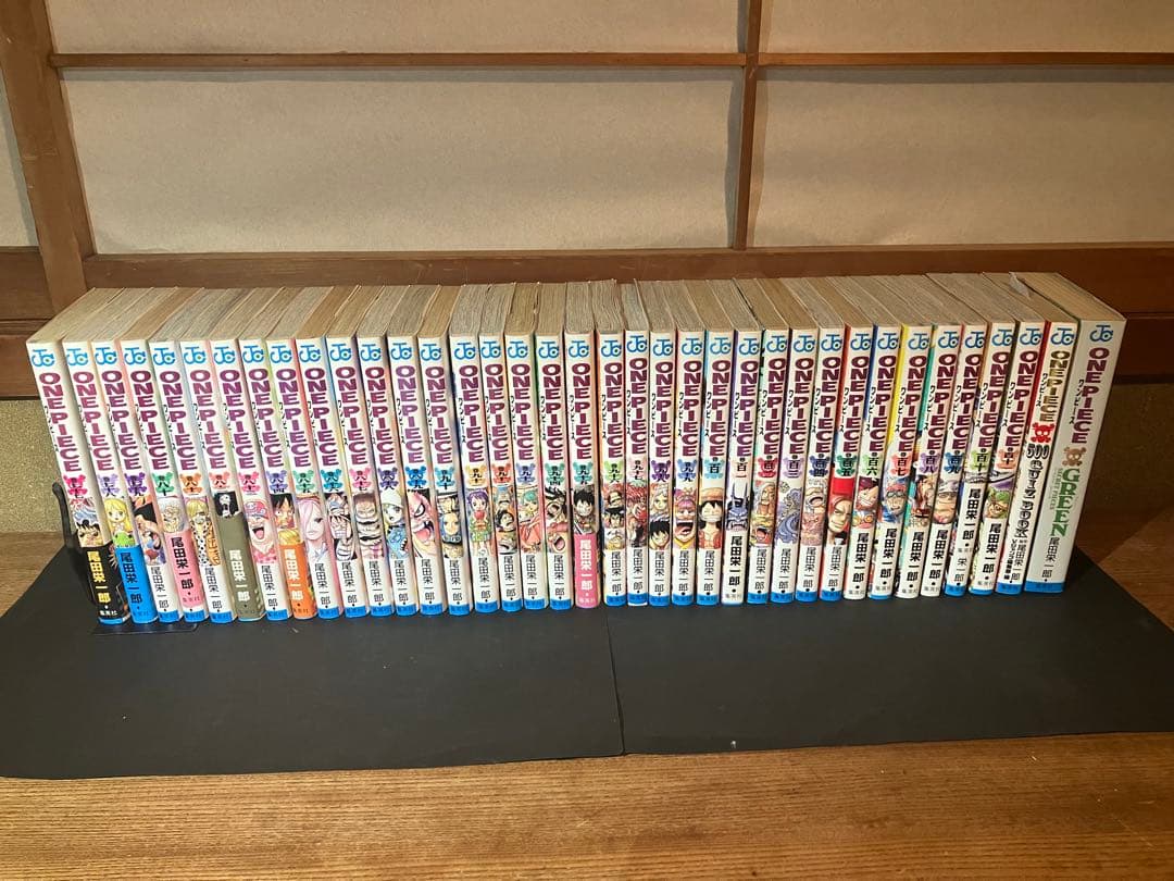 ワンピース【ONE PIECE】1-111+おまけ2冊+おまけ多数