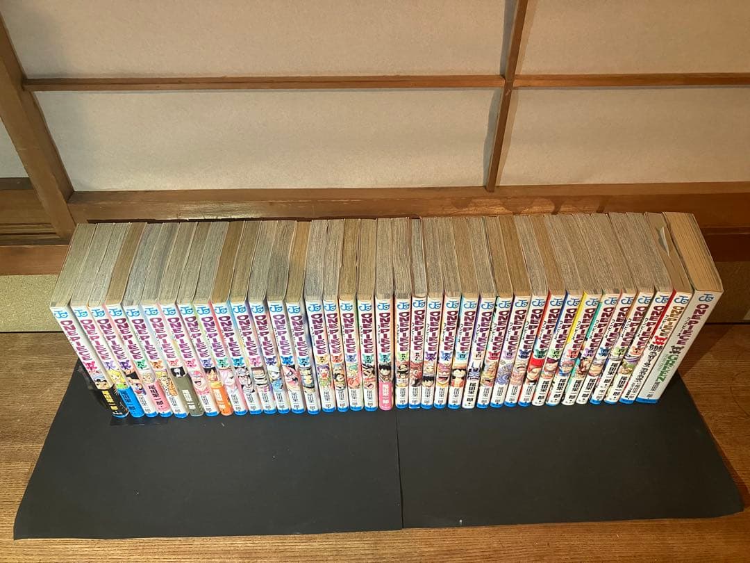 ワンピース【ONE PIECE】1-111+おまけ2冊+おまけ多数