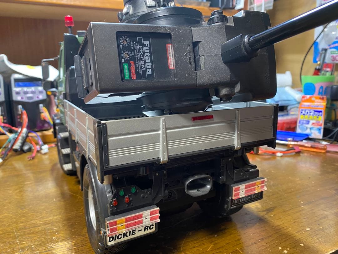 メルセデス・ベンツ Unimog 1/10