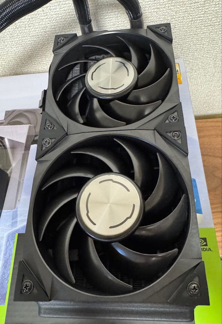 s*o様 MSI GeForce RTX 4090 SUPRIM Liquid