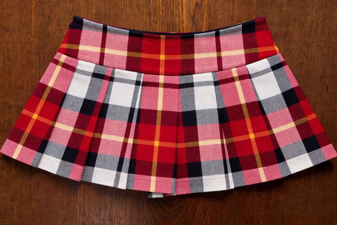 バーバリー　ブルーレーベル　スカート キュロット　スカパン　サイズ38 レッド
