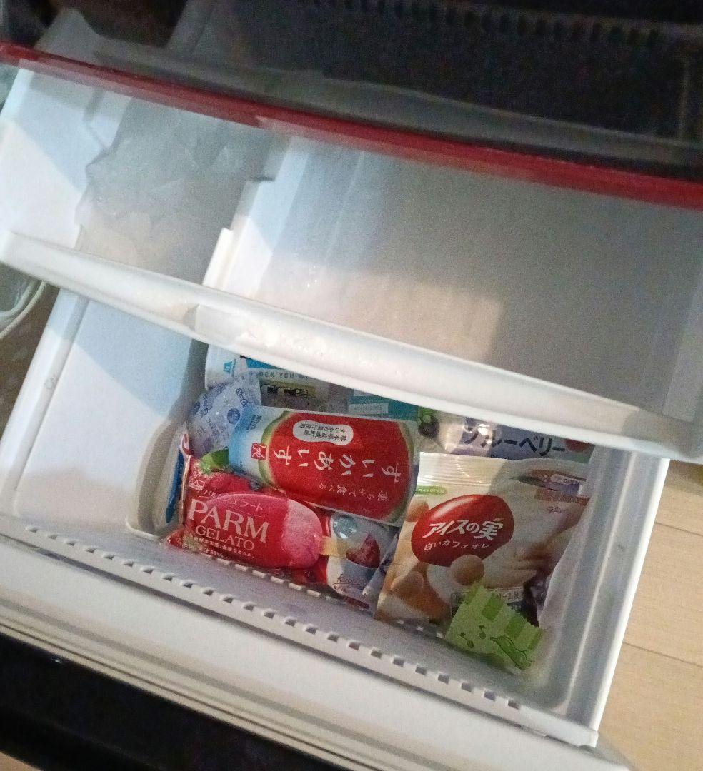 SHARP ブラック冷蔵庫 赤いライン付き 1人暮らし